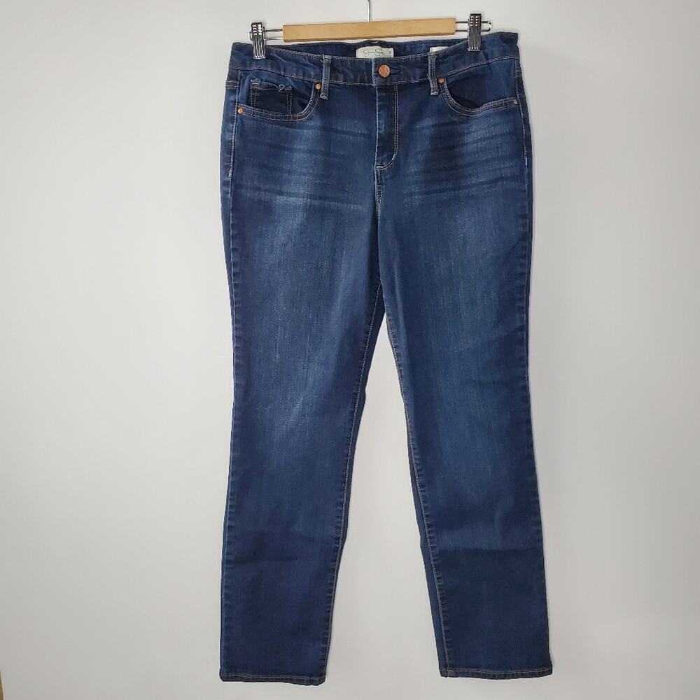 Jessica Simpson mid rise straight embroidered back pocket EUC